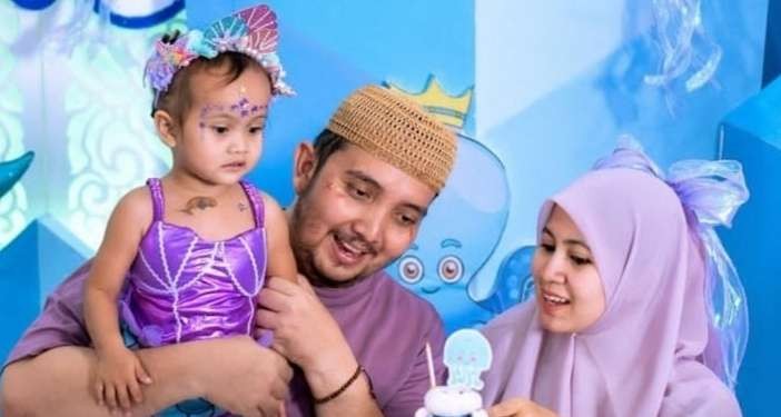 Gus Ahmad Kafa dan keluarga dari Pondok Pesantren Lirboyo Kediri. (Foto:akun ig/ngopibareng.id)