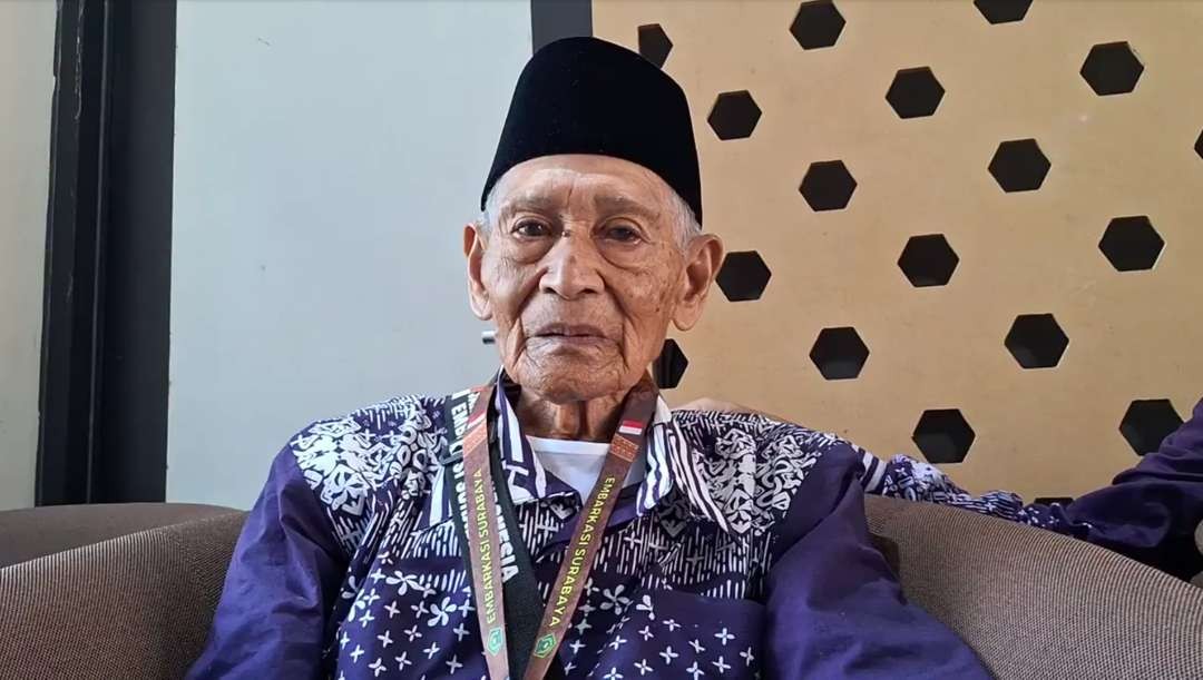 CJH tertua asal Pasuruan, Imam Kartem Taselim. (Foto: fariz yarbo/ngopibareng.id)