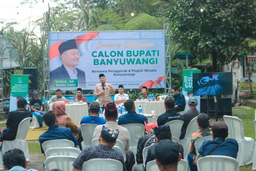 Bacalon Bupati Banyuwangi KH Ali Makki Zaini bertemu para penggerak wisata dan pelaku UMKM (foto: istimewa)