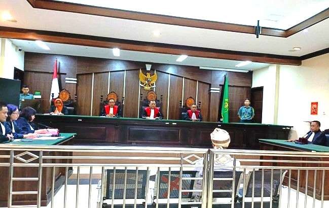 Muh Fahim Mawardi saat menjalani sidang di Pengadilan Negeri Jember (Foto: Dok Kejaksaan Negeri Jember)
