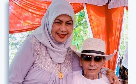 Syarifah Salma binti Hasyim bin Yahya, Isteri Habib Luthfi bin Yahya, Pekalongan. (Foto:dok/ngopibareng.id)