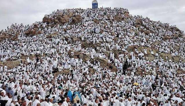 Umat Islam sedang berada di Arafah untuk menjalankan rukun ibadah Haji di Tanah Suci Makkah. (Foto:dok/ngopibareng.id)