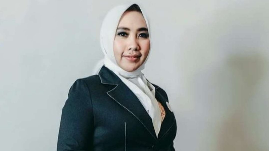 Pengacara Putri Maya Rumanti mencalonkan diri sebagai bakal Walikota Lampung dalam Pilkada 2024. (Foto: Instagram)