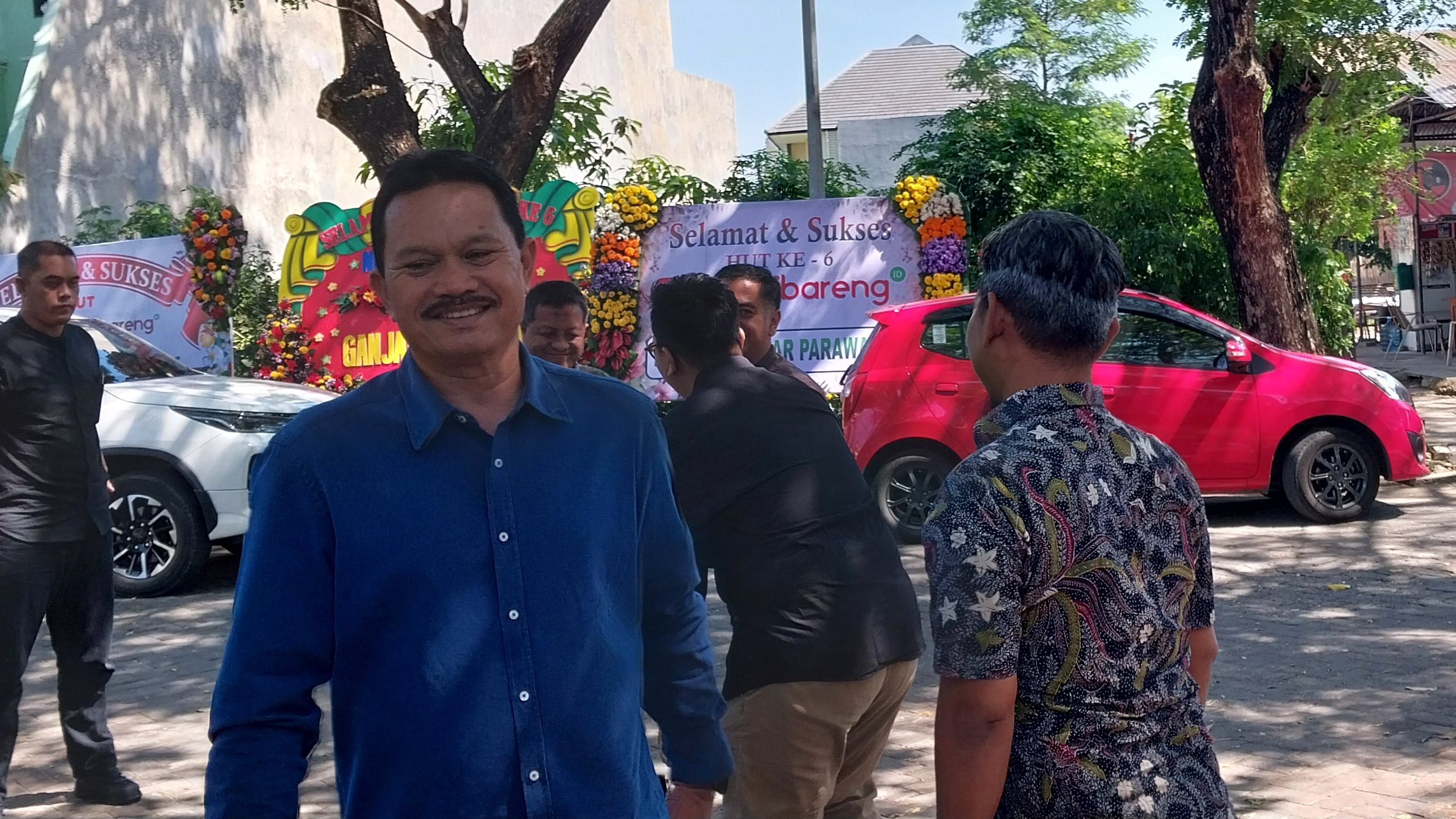 Eks Walikota Madiun Maidi hadir dalam Ulang Tahun ke-6 Ngopibareng.id, Jumat hari ini, di Taman Gayungsari, Surabaya. (Foto: Ngopibareng.id)