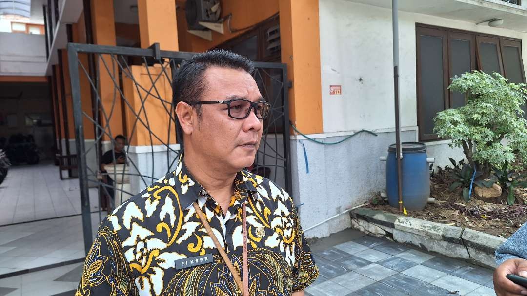 Kepala Satpol PP Kota Surabaya, M. Fikser. (Foto: Julianus Palermo/Ngopibareng.id)