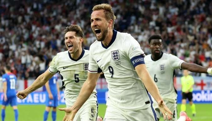 Harry Kane mencetak gol kemenangan 2-1 Inggris atas Slovakia di babak 16 besar Euro 2024